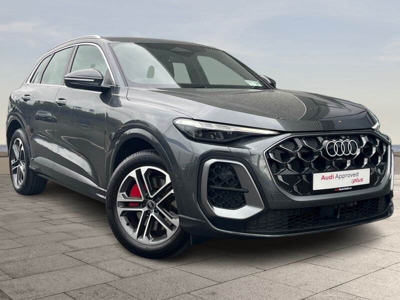 More views of Audi Q5