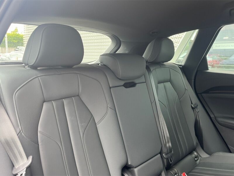 More views of Audi Q5
