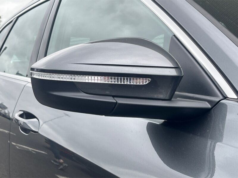 More views of Audi Q5