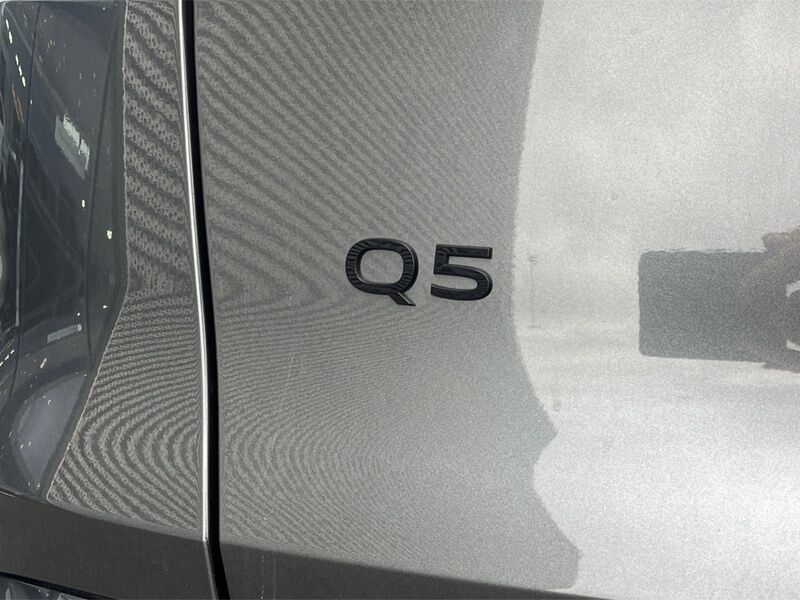 More views of Audi Q5