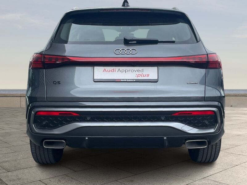 More views of Audi Q5