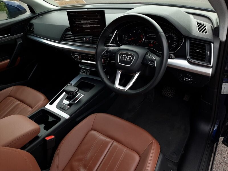 More views of Audi Q5