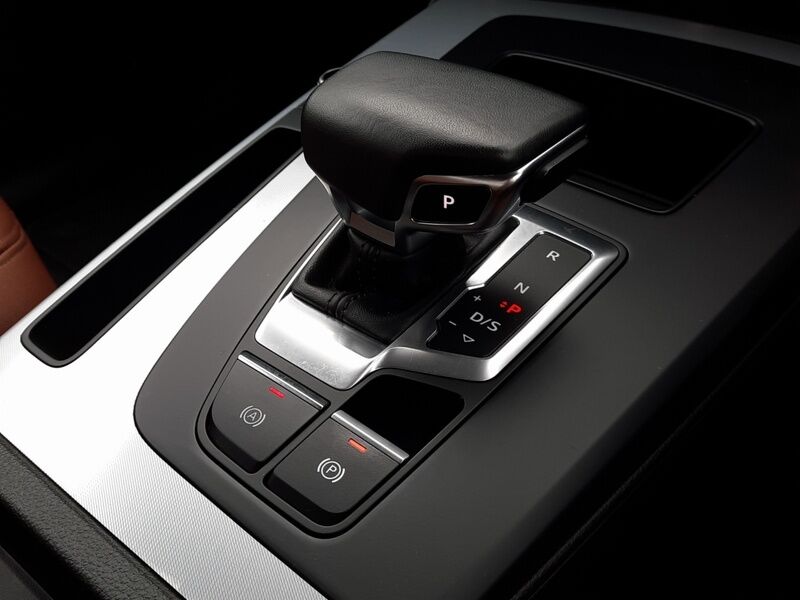 More views of Audi Q5