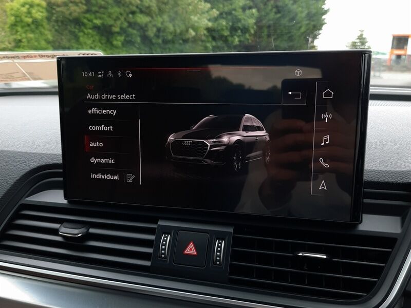 More views of Audi Q5