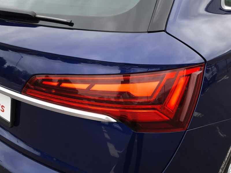 More views of Audi Q5