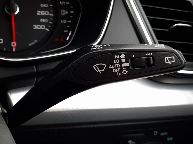 More views of Audi Q5