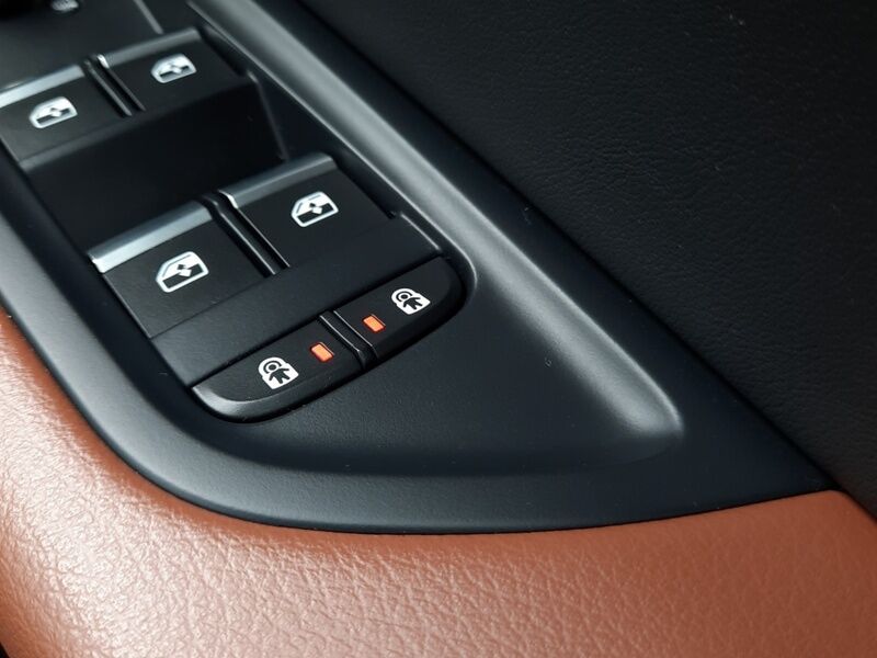 More views of Audi Q5
