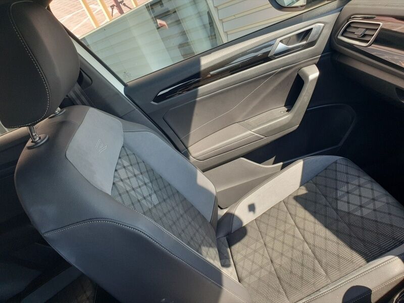 More views of Volkswagen T-Roc