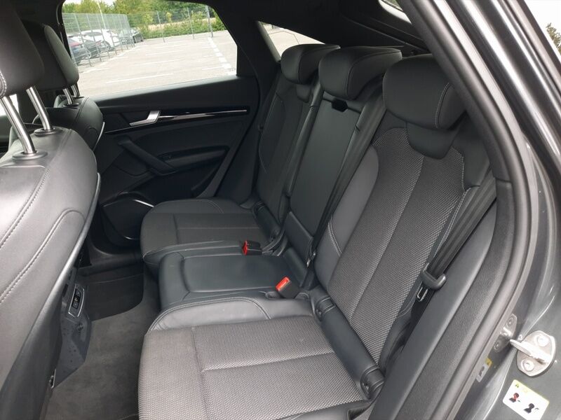 More views of Audi Q5
