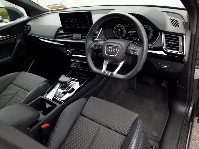 More views of Audi Q5
