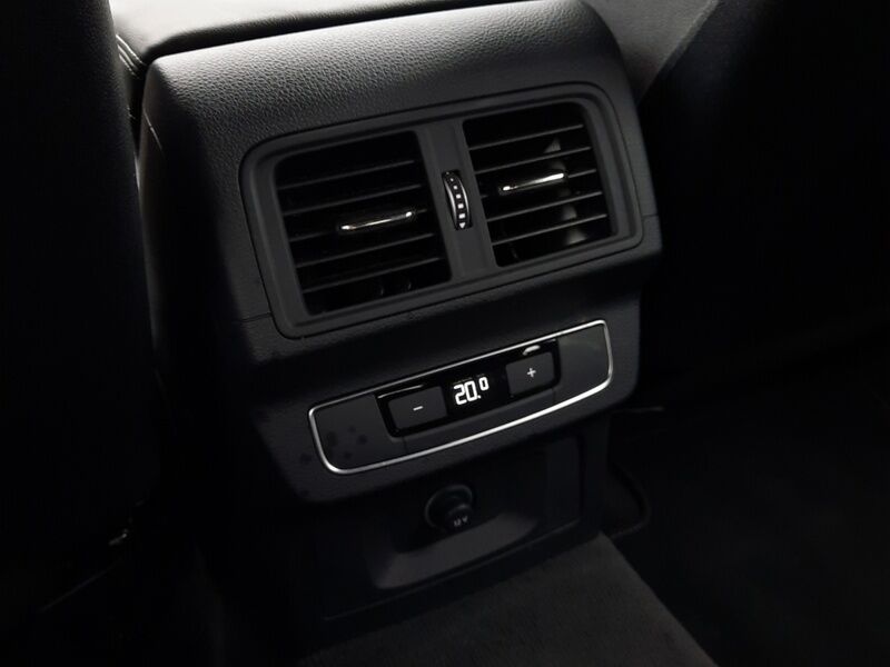 More views of Audi Q5