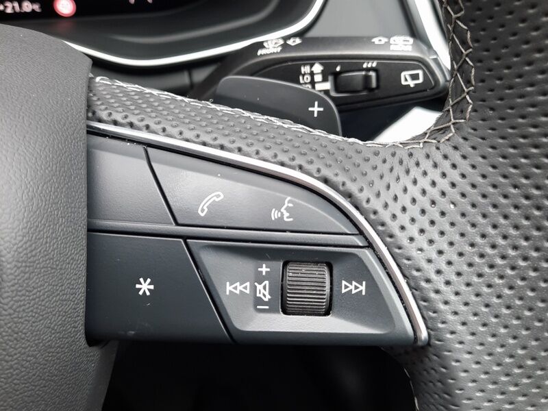 More views of Audi Q5