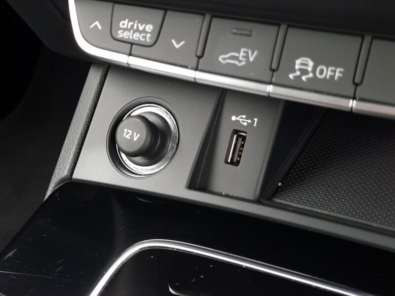 More views of Audi Q5