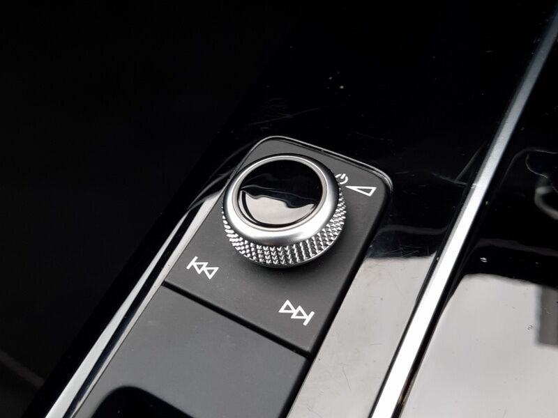 More views of Audi Q5