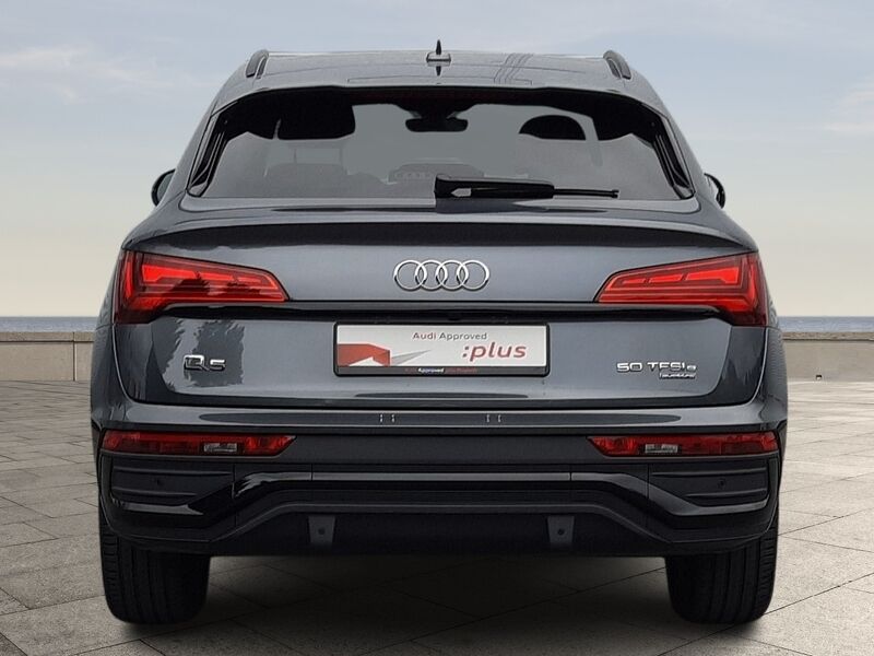 More views of Audi Q5