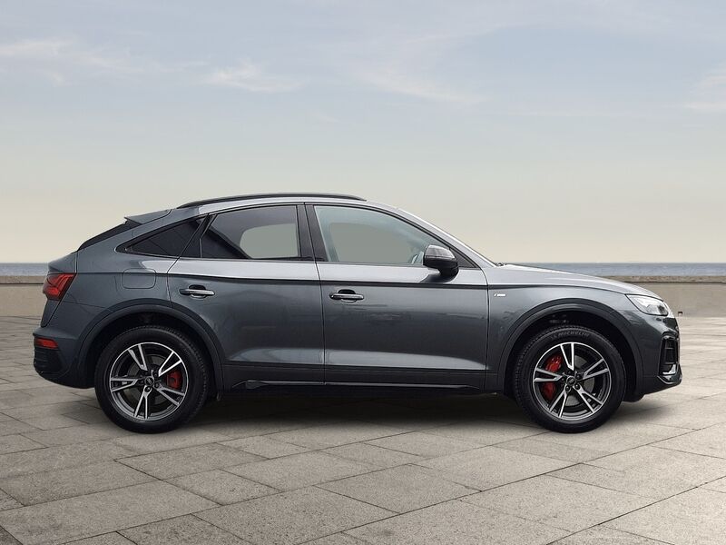 More views of Audi Q5