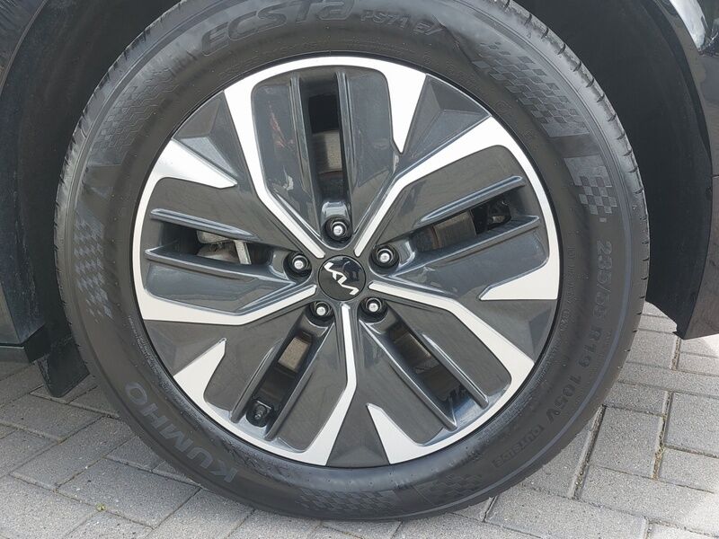 More views of Kia EV6
