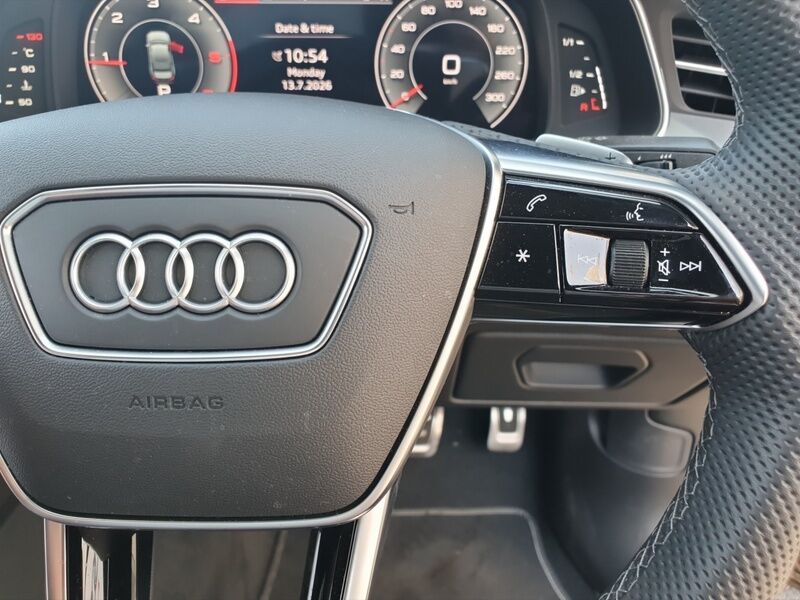 More views of Audi A6