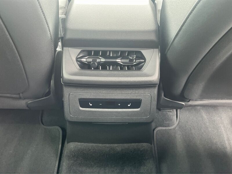 More views of Audi Q6 e-tron