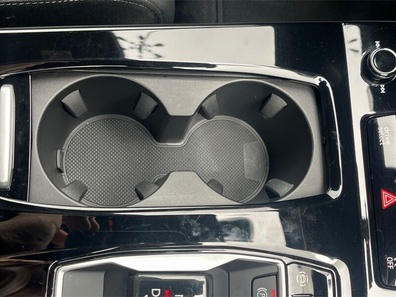 More views of Audi Q6 e-tron