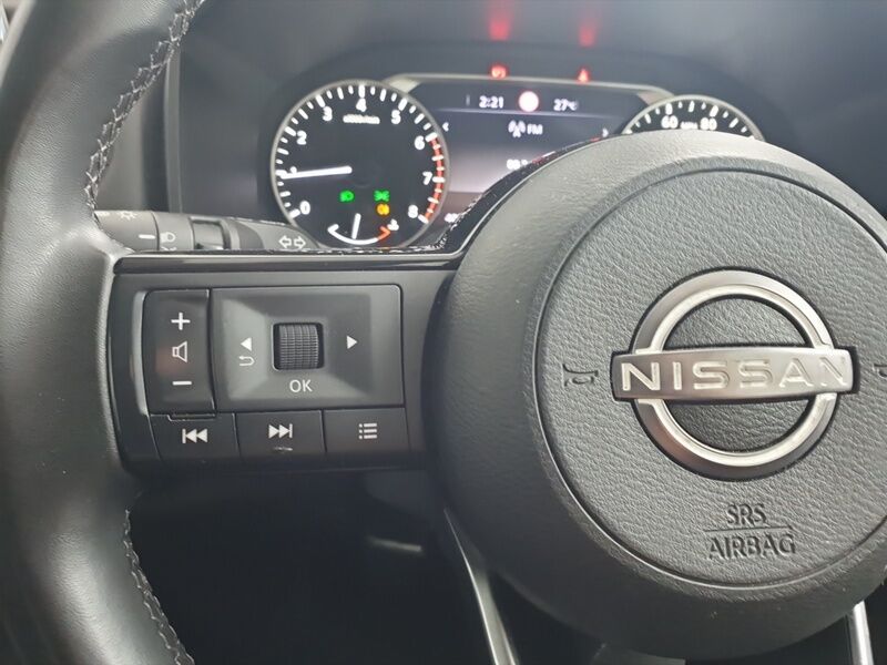 More views of Nissan Qashqai
