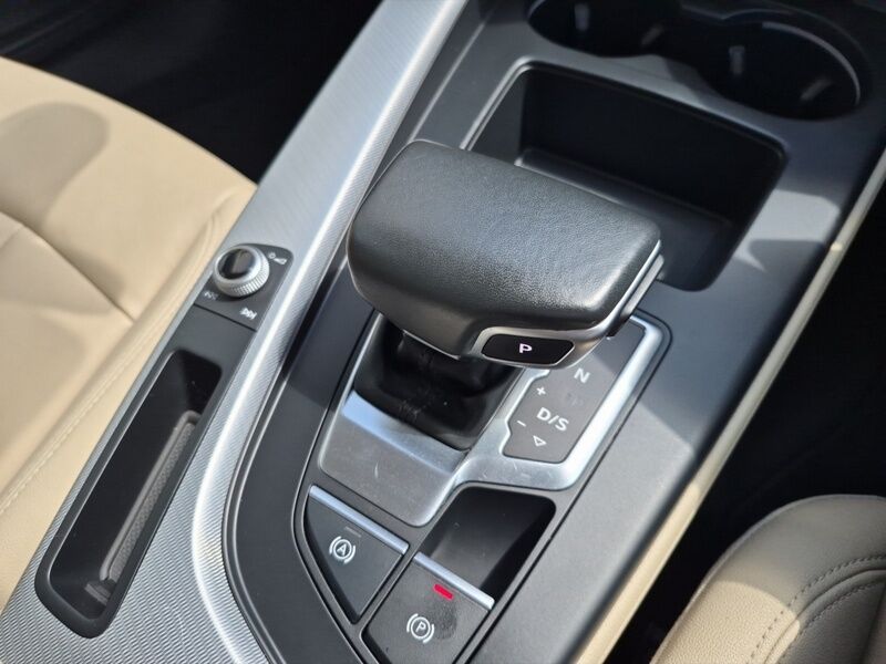 More views of Audi A4