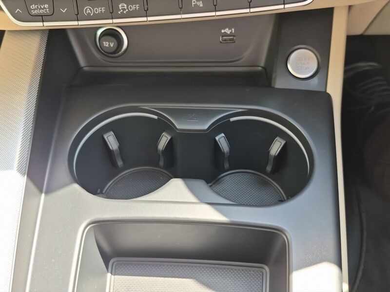 More views of Audi A4
