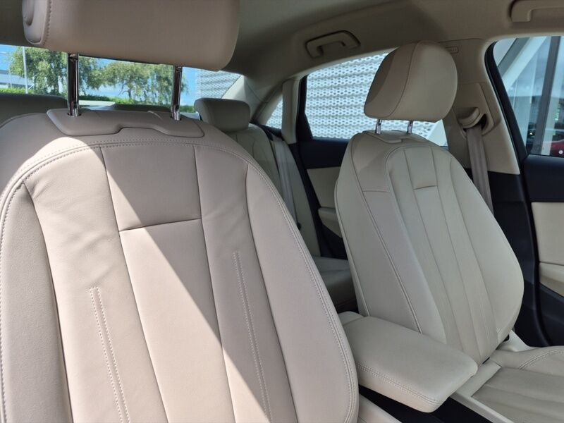 More views of Audi A4