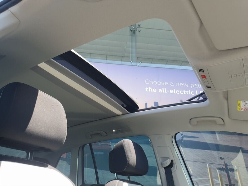 More views of Volkswagen Tiguan