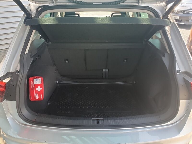 More views of Volkswagen Tiguan