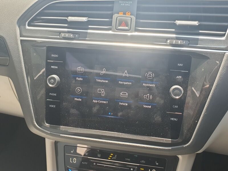 More views of Volkswagen Tiguan