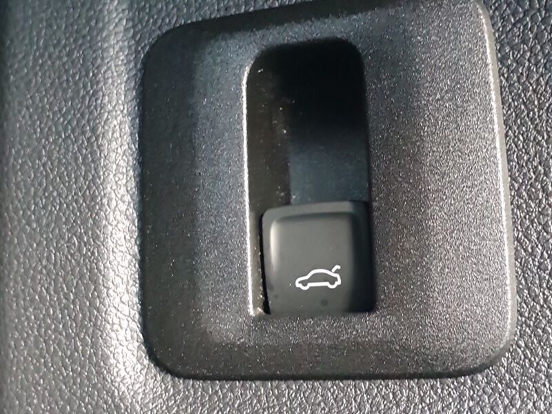 More views of Volkswagen Tiguan