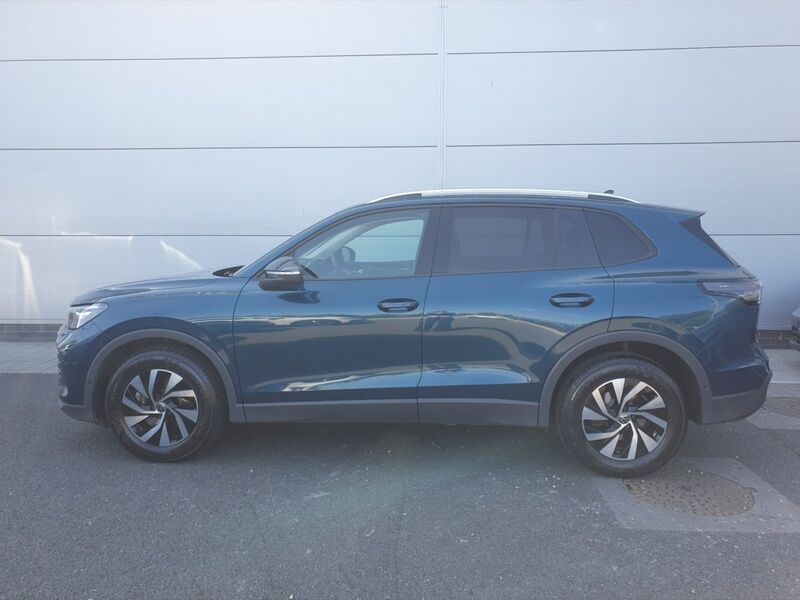More views of Volkswagen Tiguan