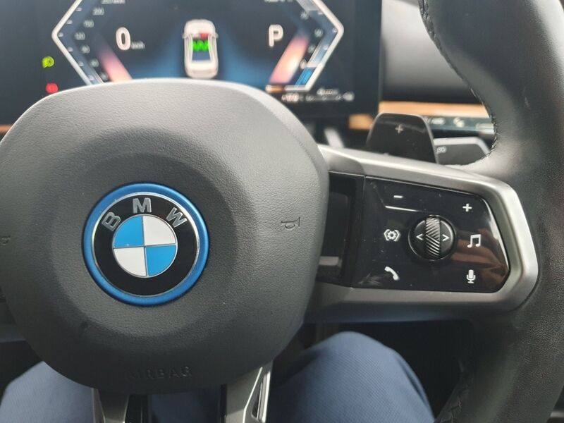 More views of BMW 5-Series