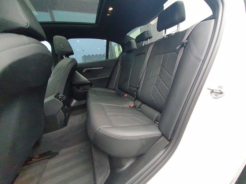 More views of BMW 5-Series