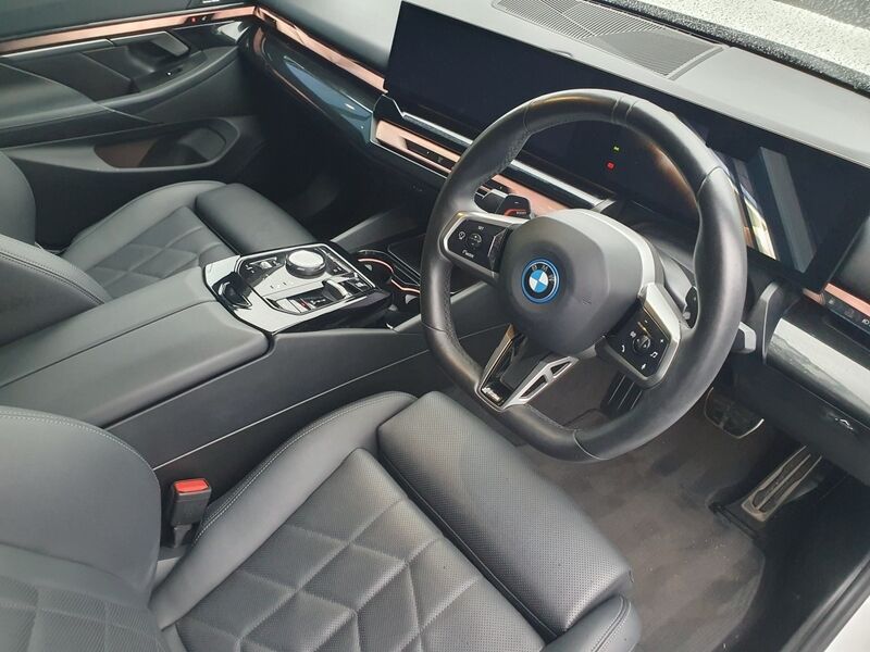 More views of BMW 5-Series