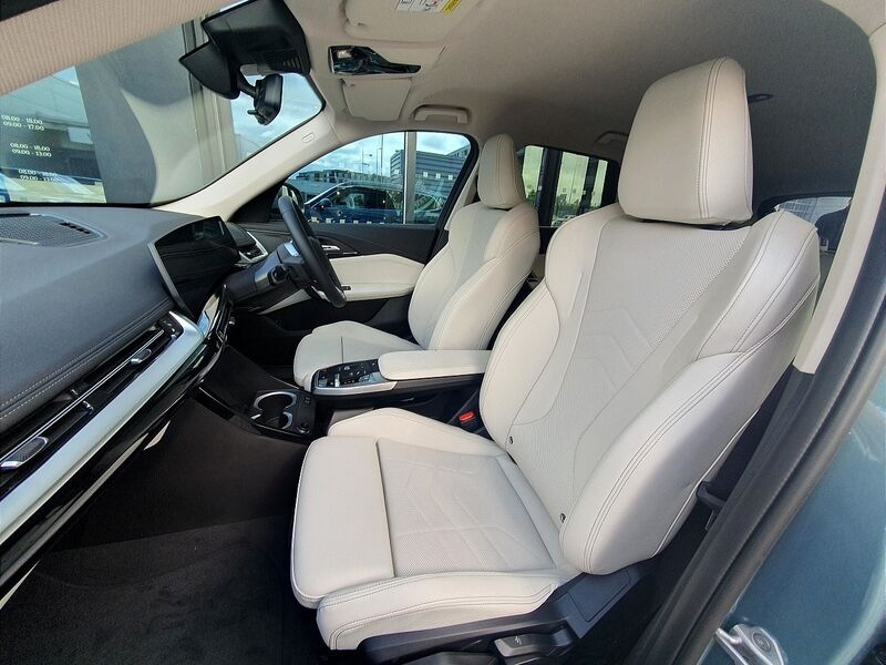 More views of BMW X1