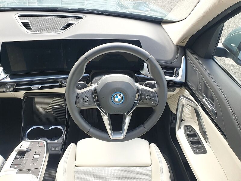More views of BMW X1