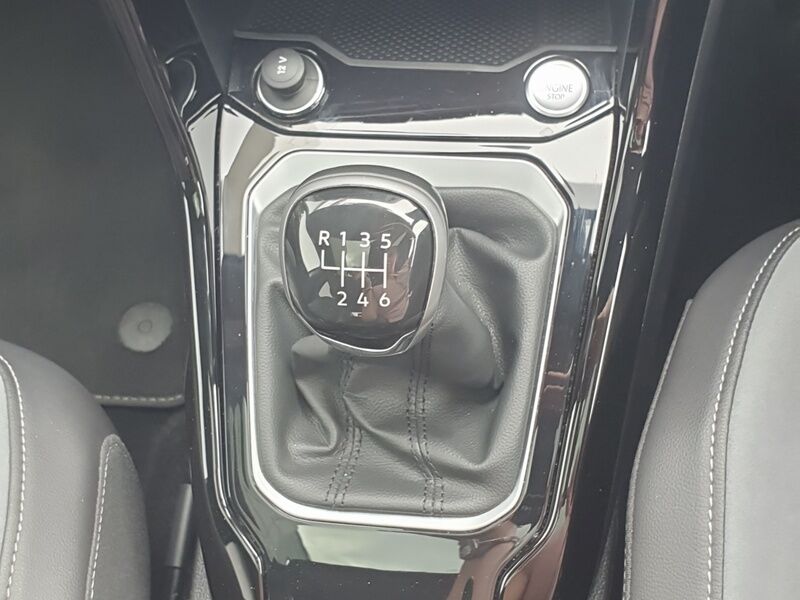 More views of Volkswagen T-Roc