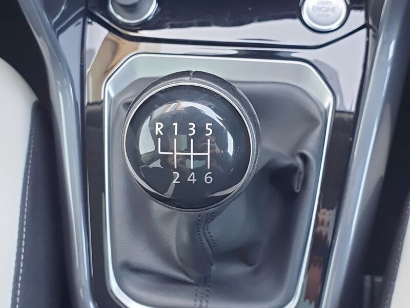 More views of Volkswagen T-Roc