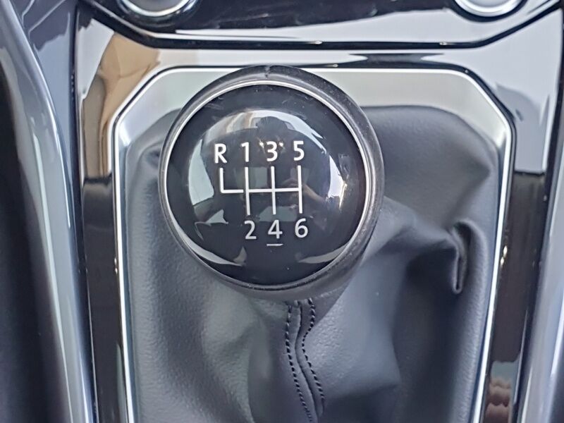 More views of Volkswagen T-Roc