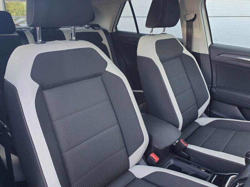 More views of Volkswagen T-Roc