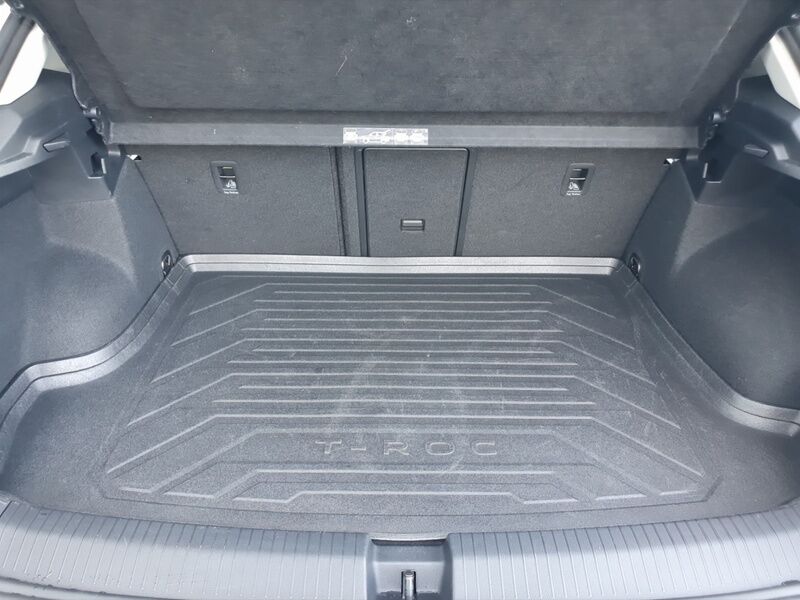 More views of Volkswagen T-Roc