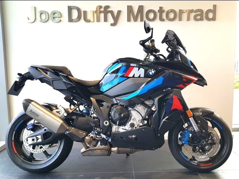 More views of BMW M 1000 XR