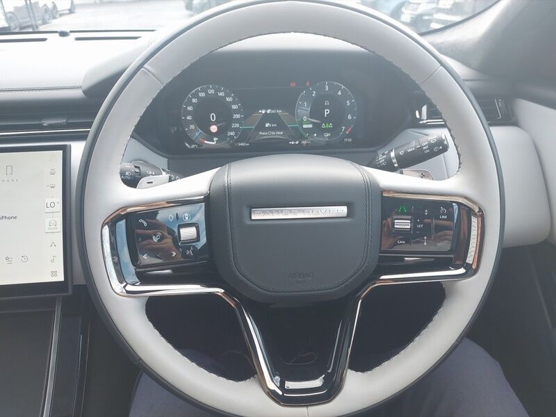 More views of Land Rover Range Rover Velar