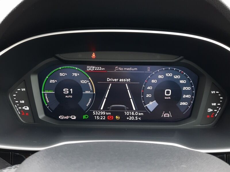 More views of Audi Q3