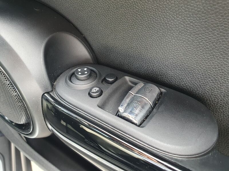 More views of Mini Cooper