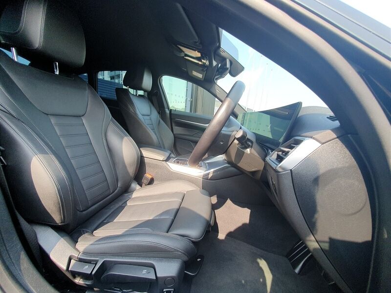 More views of BMW i4