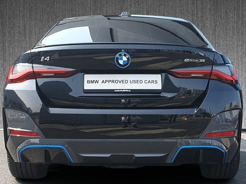 More views of BMW i4