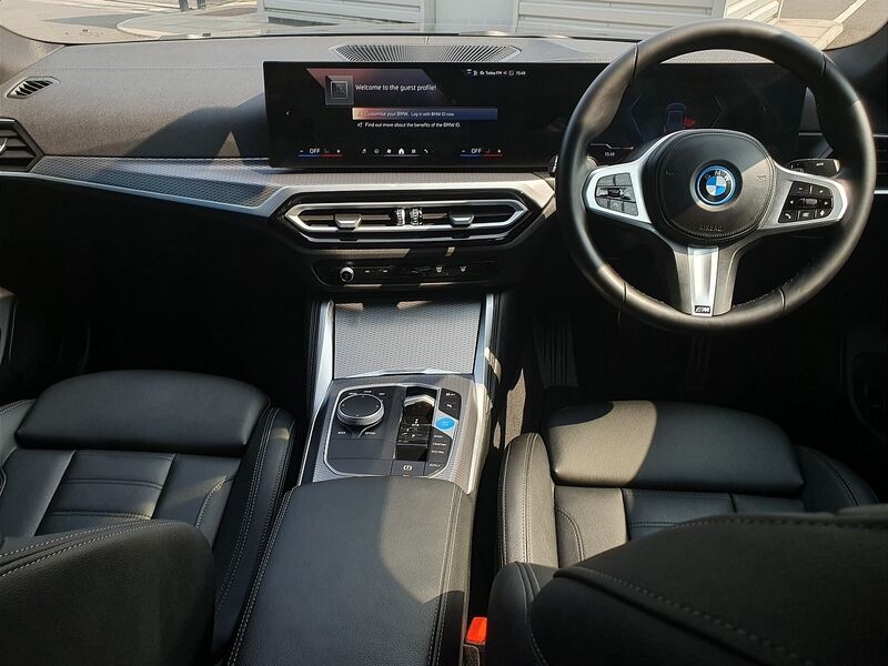 More views of BMW i4